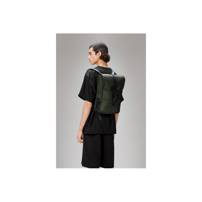 Rains backpack green 3