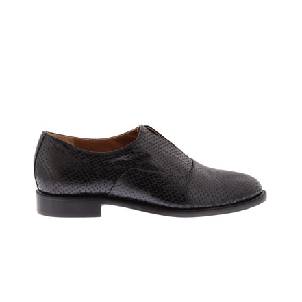 Atelier Content veterschoenen zwart
