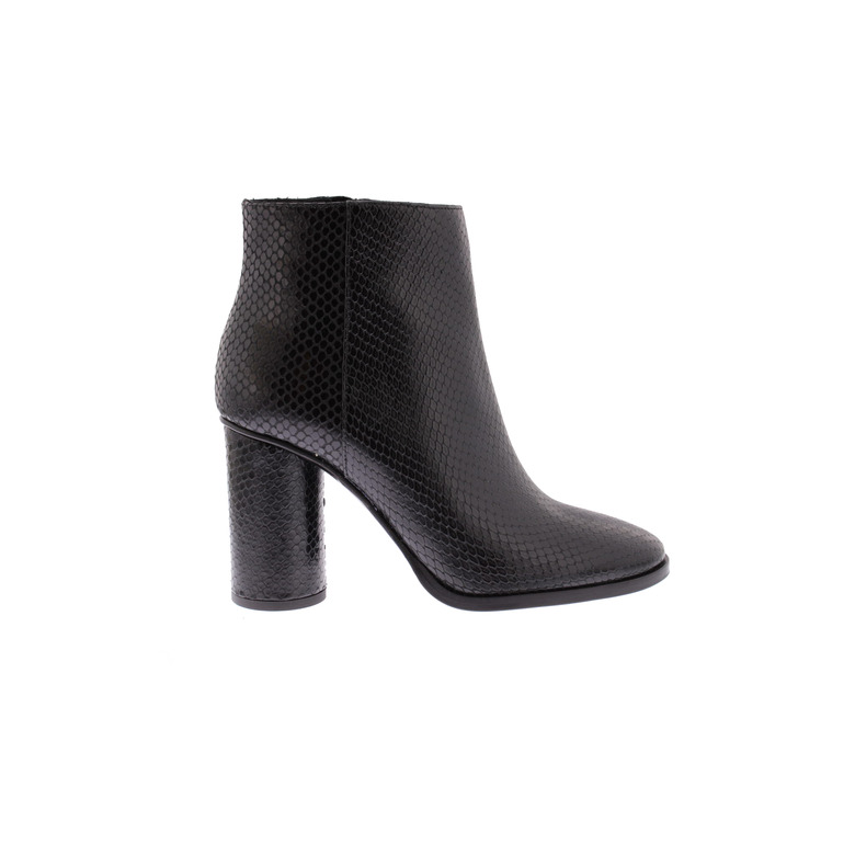 Atelier Content ankle boots black