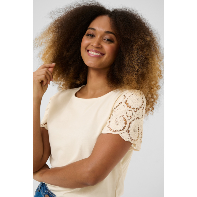Cream t-shirts ecru 2