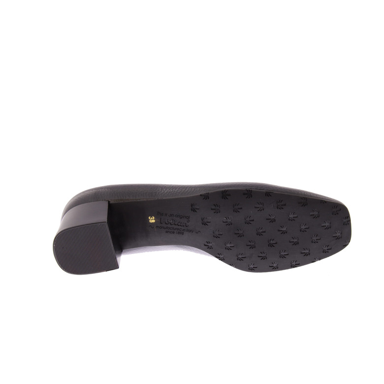 Voltan pumps black 5