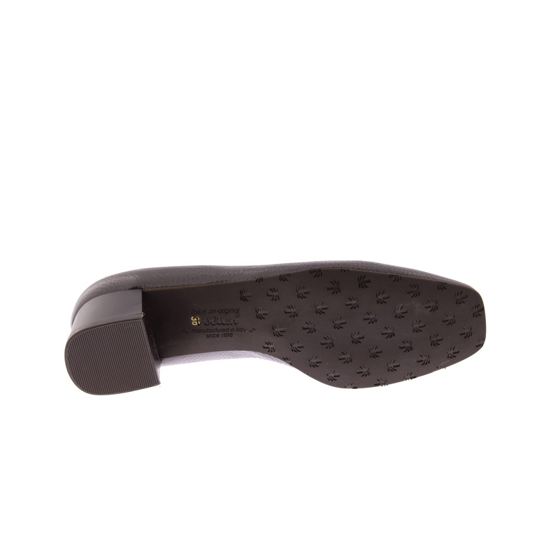 Voltan pumps brown 5