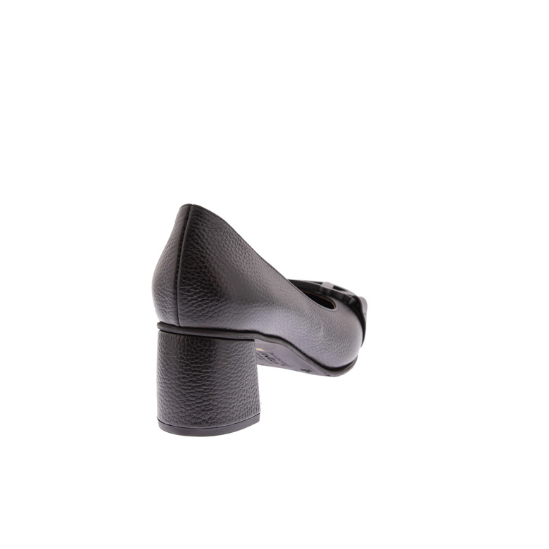 Voltan pumps black 4