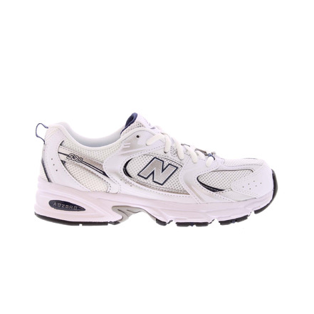 New Balance sneakers wit