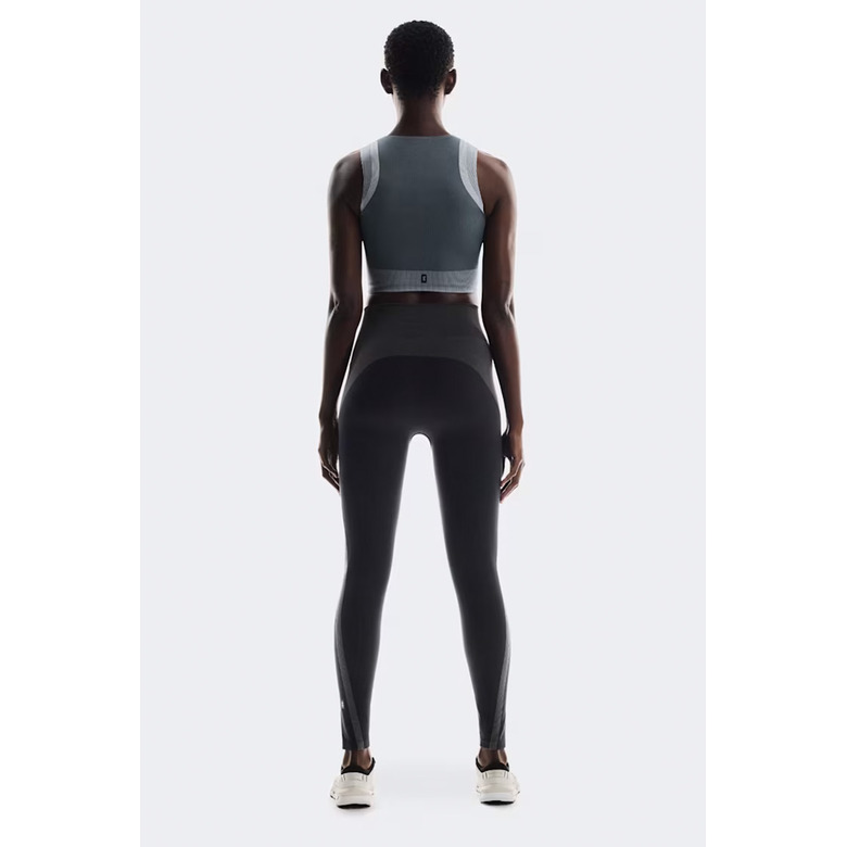 On Running pantalon noir 3