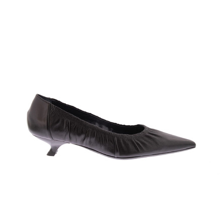 Rotue pumps schwarz
