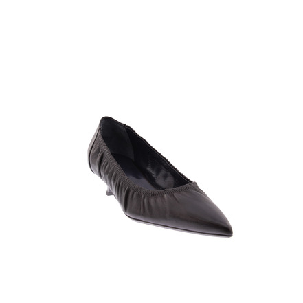 Rotue pumps schwarz