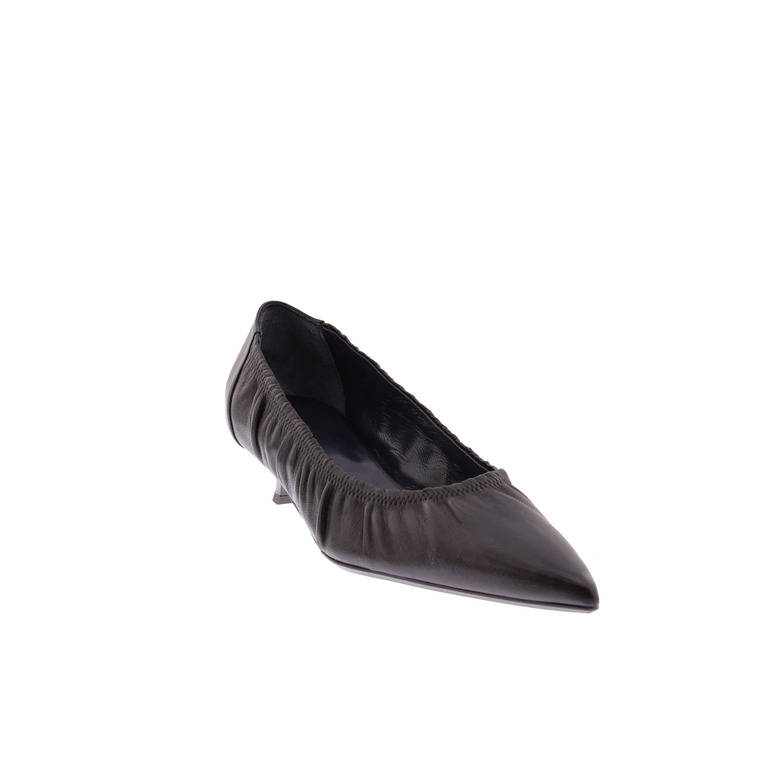 Rotue pumps schwarz 2