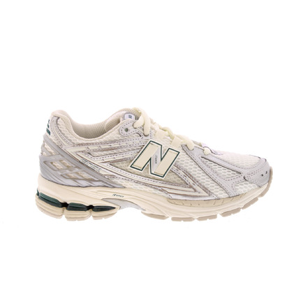New Balance sneakers zilver