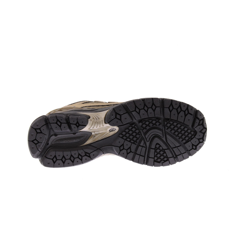 New Balance sneakers bronze 5