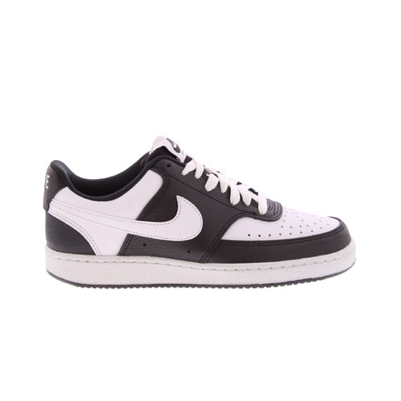 Nike sneakers black
