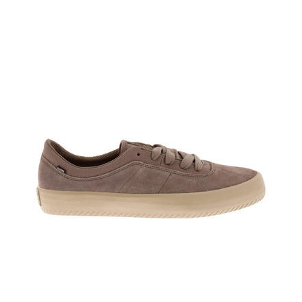 Globe sneakers brown