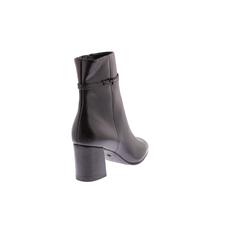 Tamaris bottillons noir 4