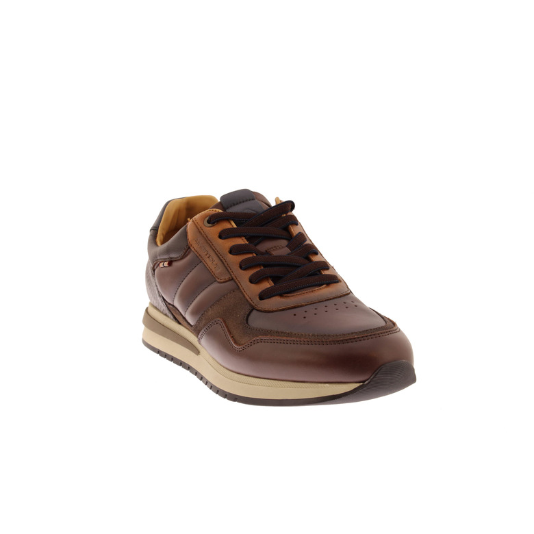 Ambitious sneakers bruin 2