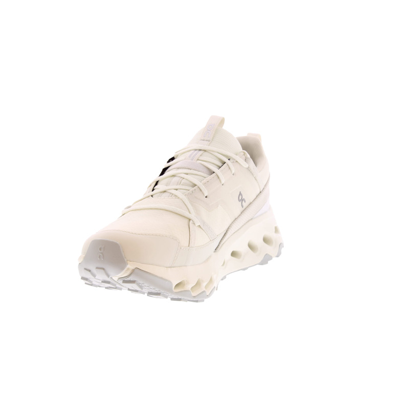 On Running sneakers weiss 3