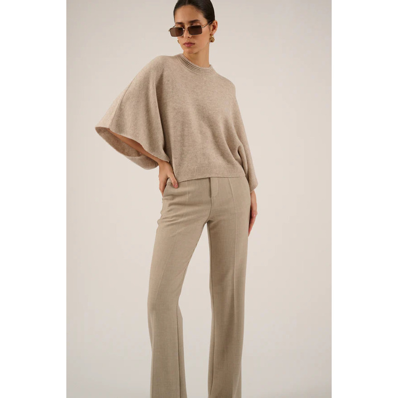 Oscar pull beige 2
