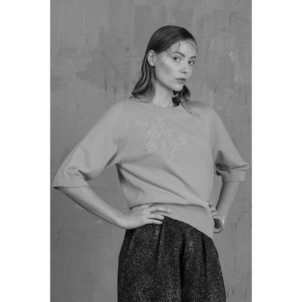 Nathalie Vleeschouwer pull ---