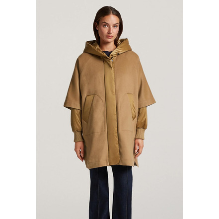 Creenstone coat camel