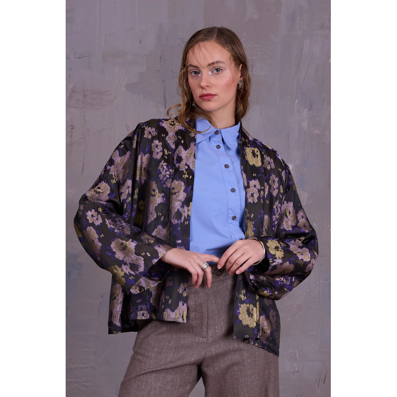 Nathalie Vleeschouwer vest grijs 2