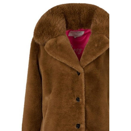 Oakwood mantel bruin