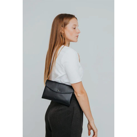 Ann Kurz clutch noir