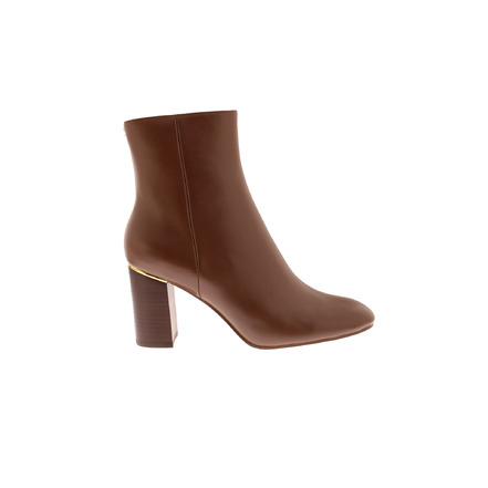 Lola Cruz ankle boots cognac