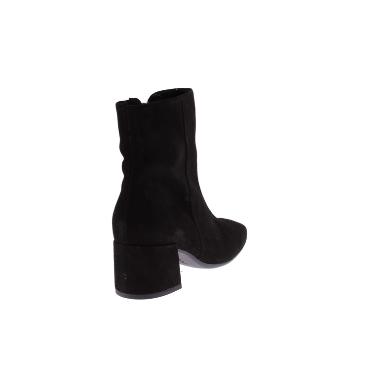 Gabor ankle boots black 4