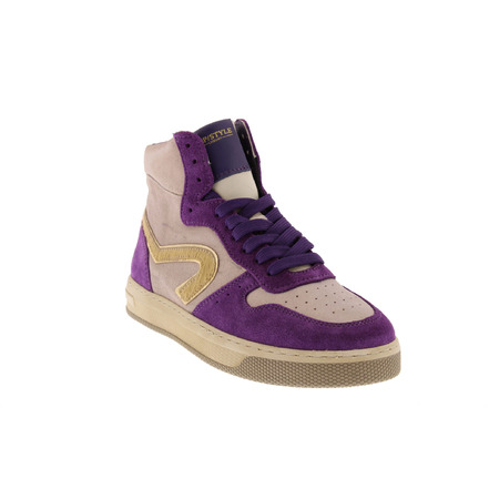 Hip high shoes violet
