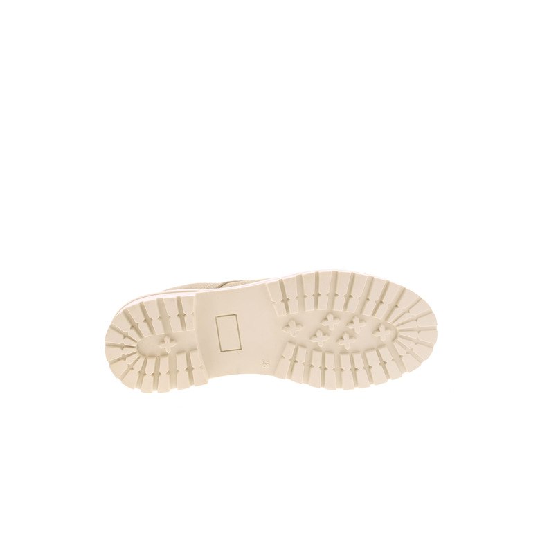 Hip high shoes gold 5