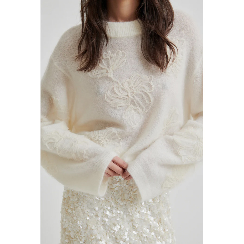 Second Female sweater ecru 2