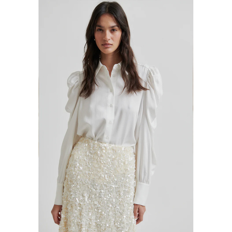 Second Female blouse white 2
