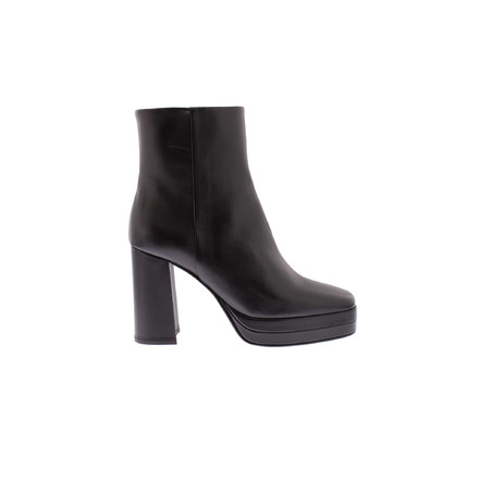Bobbies ankle boots black
