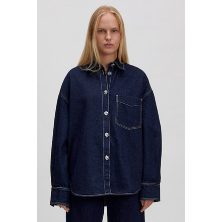 Edited blouse jeans