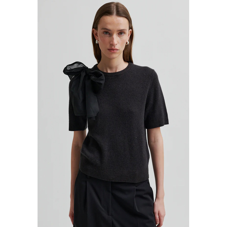 Second Female sweater grey 2