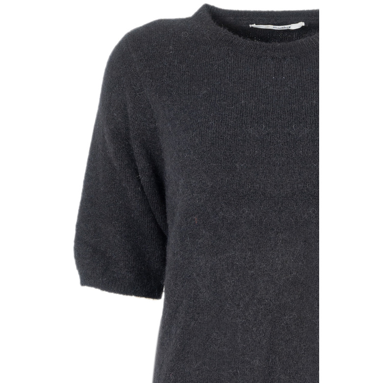 Sibin Linnebjerg sweater black 2