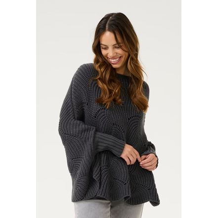 Cream poncho zwart