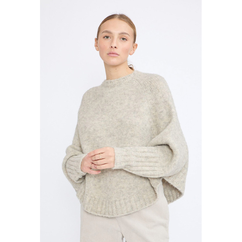 Jeff poncho gris 2