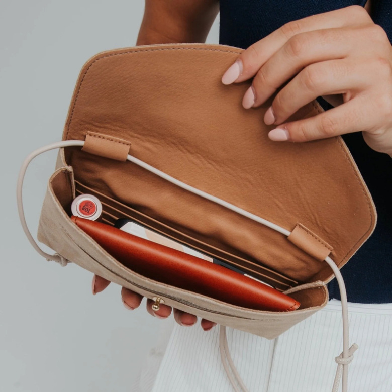 Ann Kurz crossbody lightbrown 3