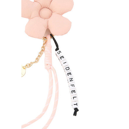 Seidenfelt bag charm pink