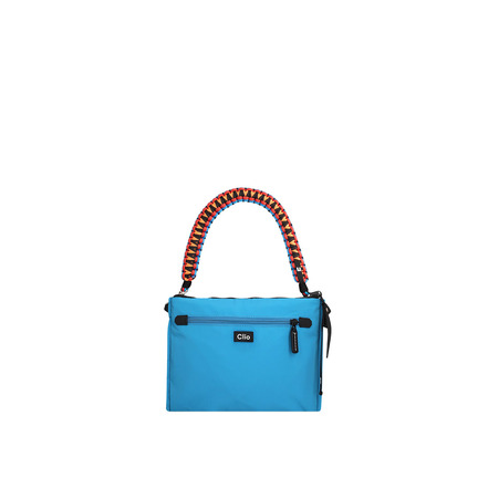 Clio Goldbrenner sac porté épaule bleu