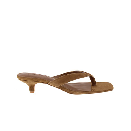 Steve Madden slippers cognac