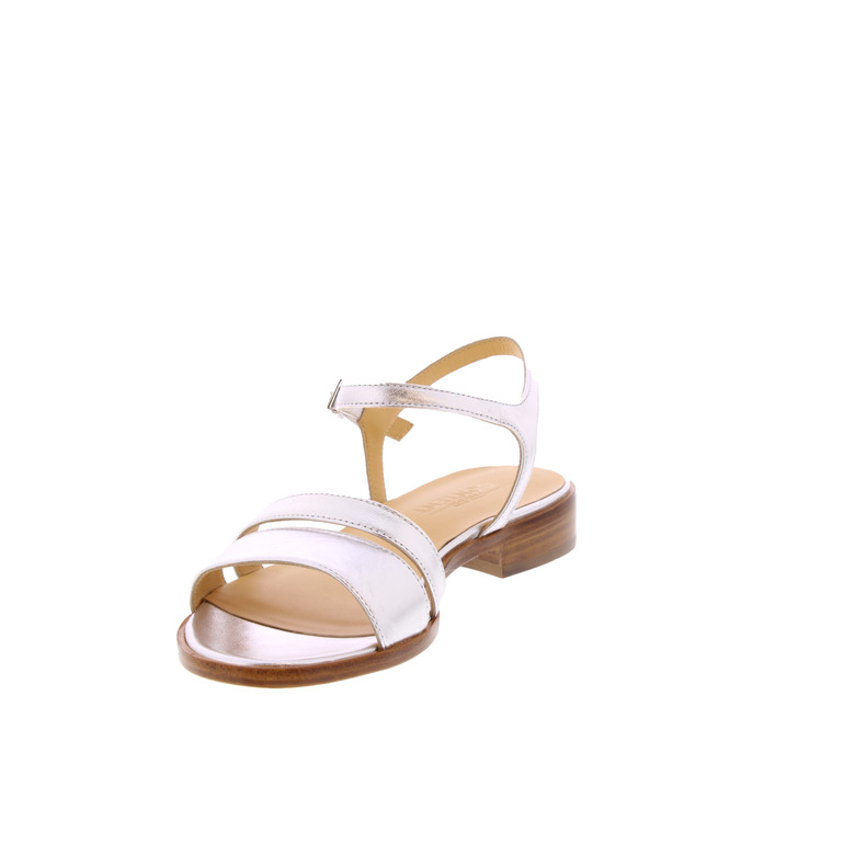 Atelier Content sandalen silber 3