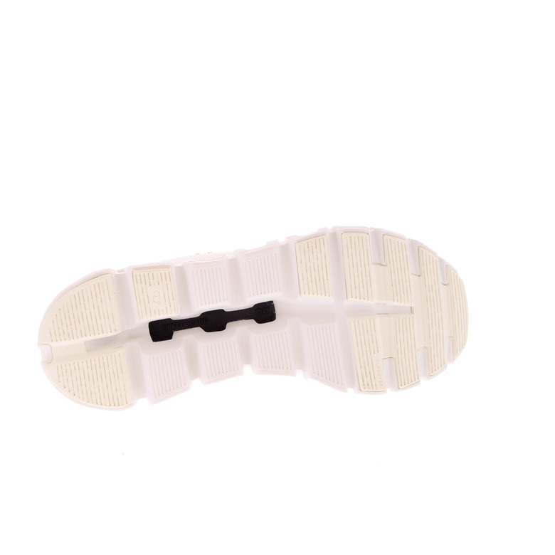 On Running sneakers weiss 5