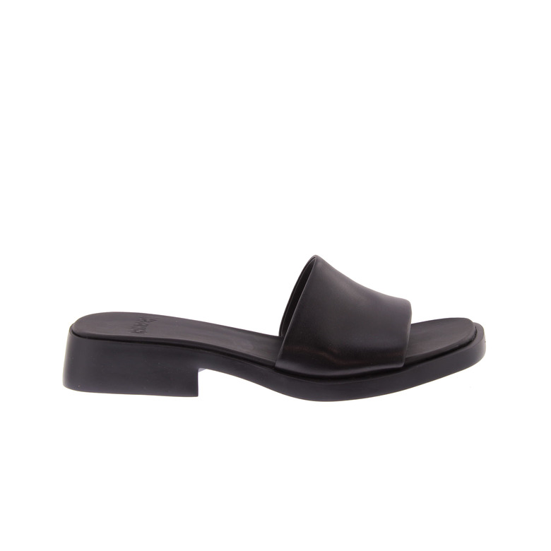 Camper slippers zwart 1