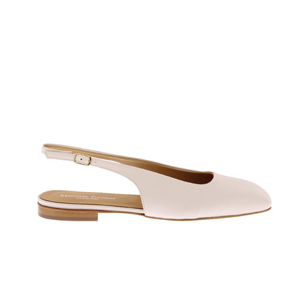 Manovie Toscane slingbacks ecru