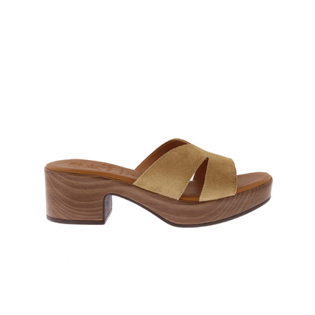 Oh My Sandals thong slippers camel