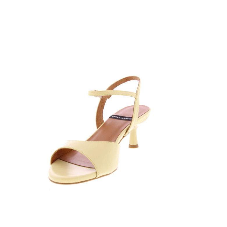 Angel Alarcon sandalen gelb 3