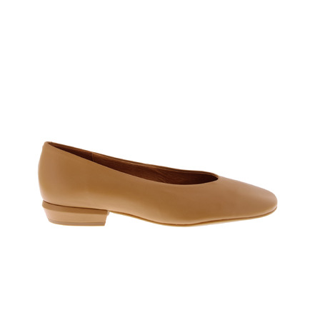 Angel Alarcon ballerinas camel