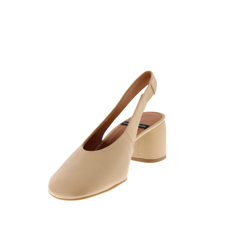 Angel Alarcon slingbacks camel 3