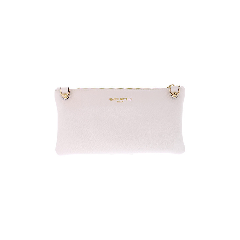 Carol J. clutch wit 3